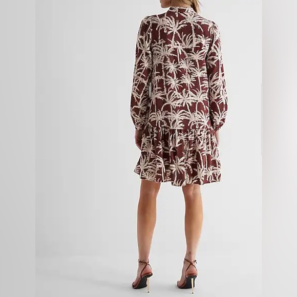 Express Printed Ruffle Hem Oversized Shirt Dress - Picture 3 of 8